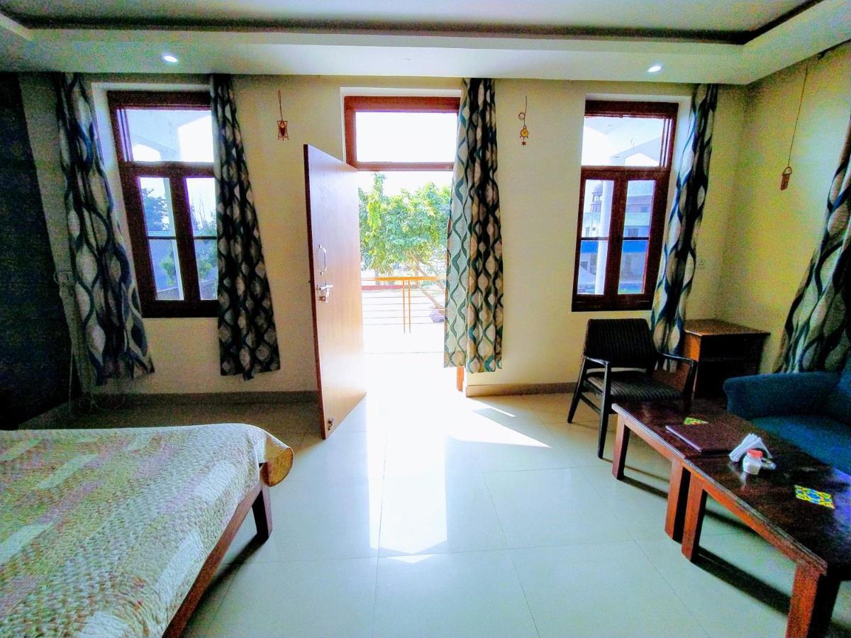 Swaraj Resorts Bharatpur Bagian luar foto